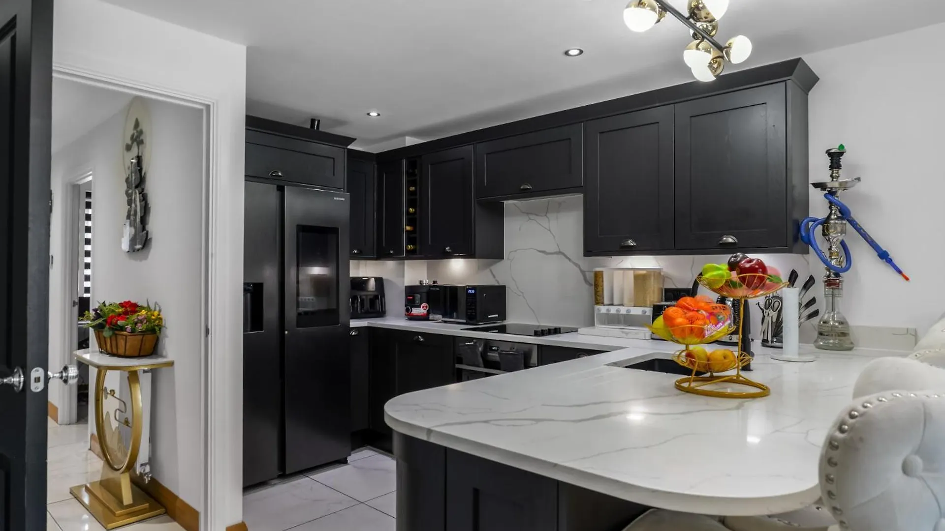 Luxurious 4 Bedroom House Liverpool
