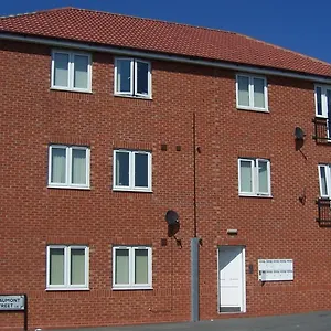 Oyo Arinza Apartments, Hotel