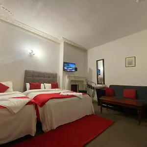  Hotel Saji United Kingdom
